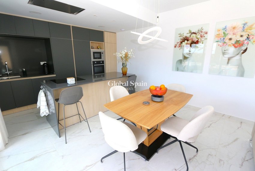 Resale - Penthouse -
LOS BALCONES - LOS ALTOS