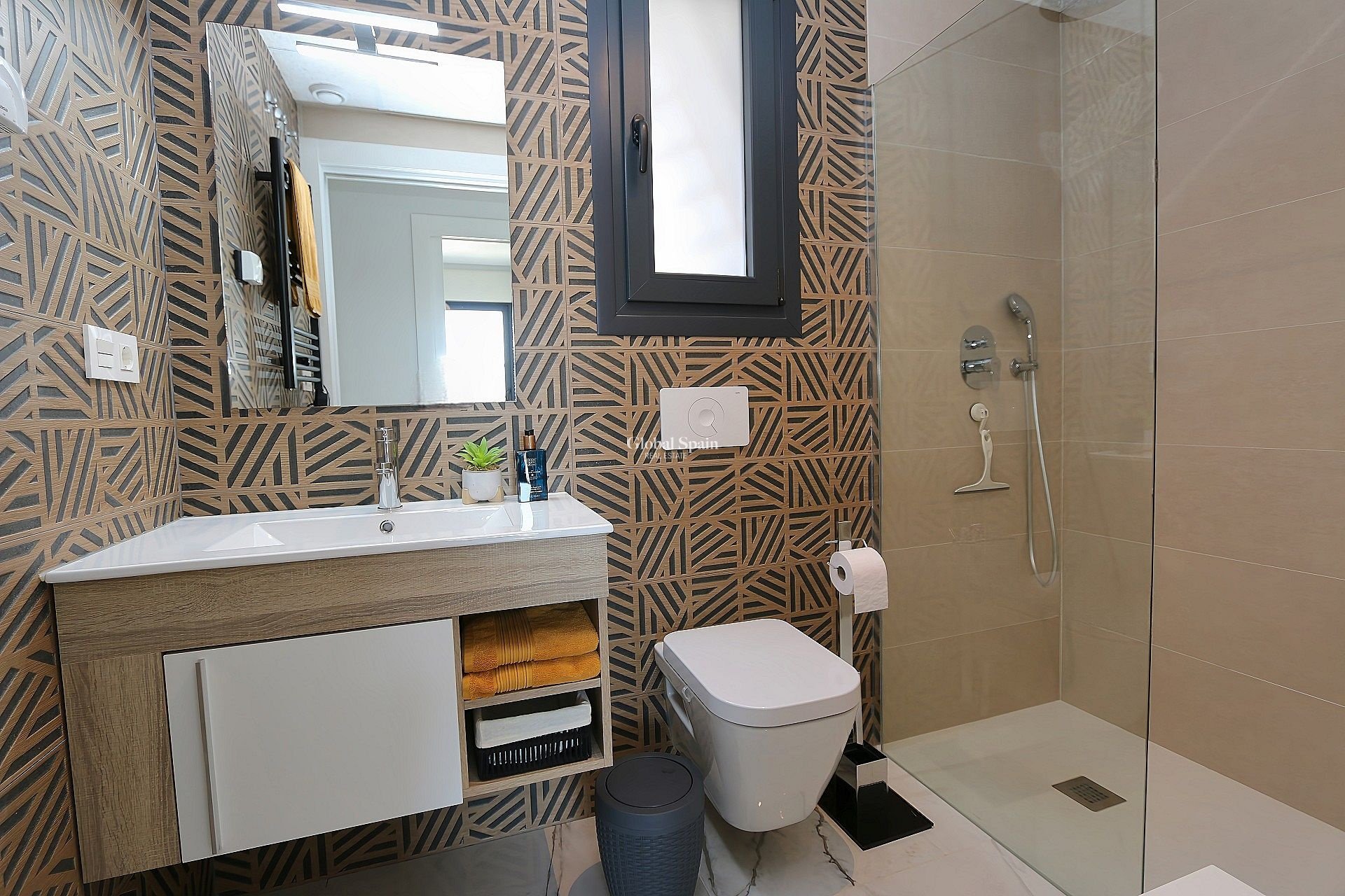 Resale - Penthouse -
LOS BALCONES - LOS ALTOS