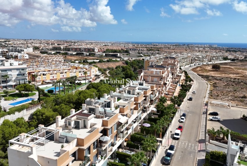 Resale - PENTHOUSE -
LOS DOLSES - Inland