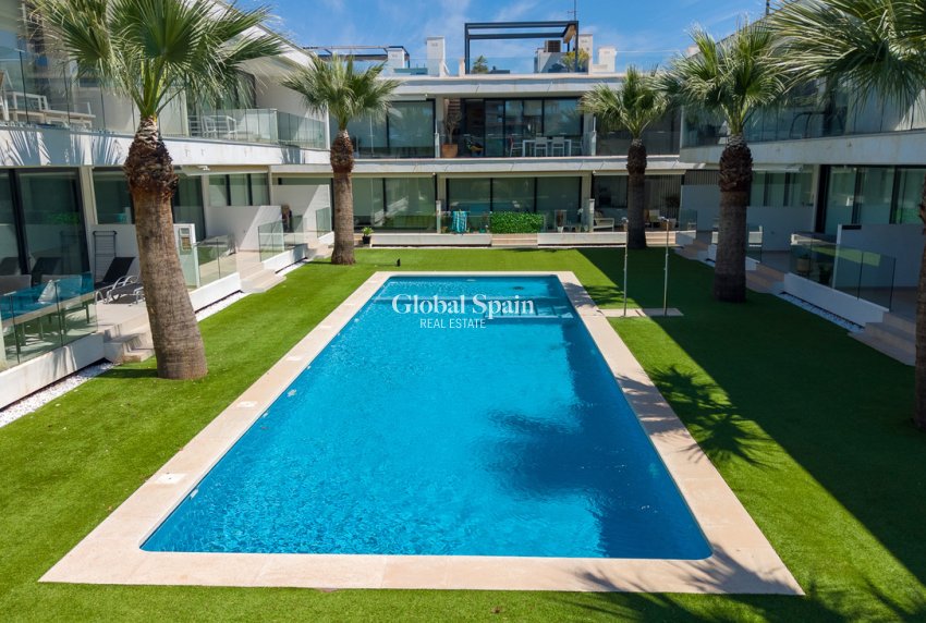 Resale - PENTHOUSE -
MAR DE CRISTAL - Costa Calida