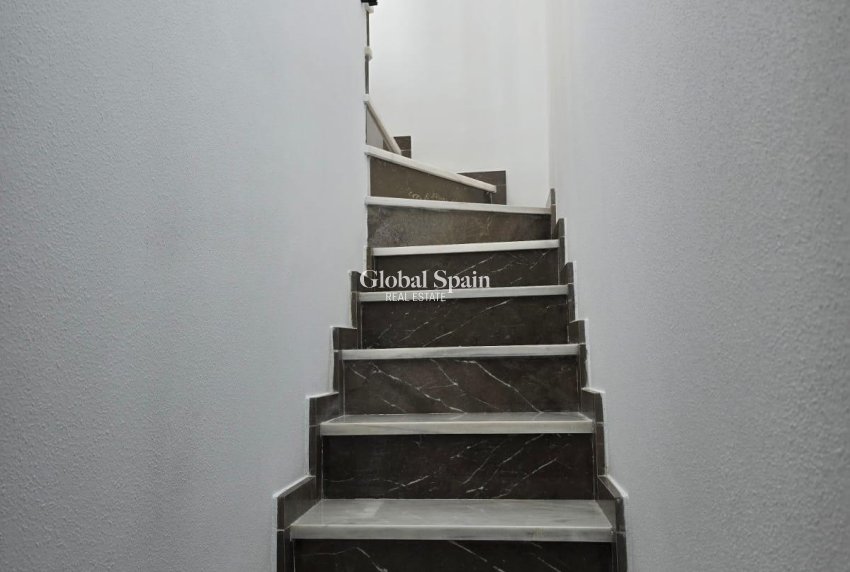 Resale - PENTHOUSE -
ORIHUELA COSTA - Altos de campoamor