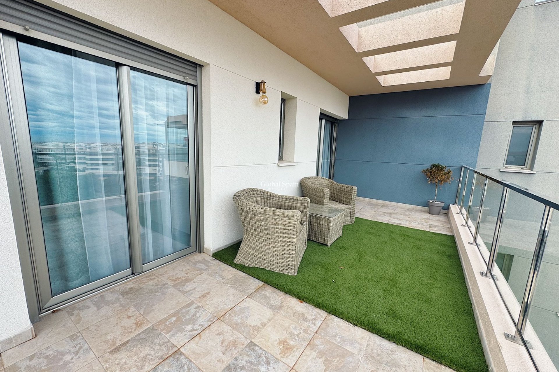 Resale - PENTHOUSE -
ORIHUELA COSTA - Costa Blanca