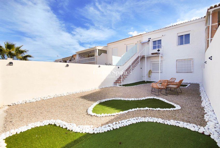 Resale - PENTHOUSE -
ORIHUELA COSTA - Costa Blanca