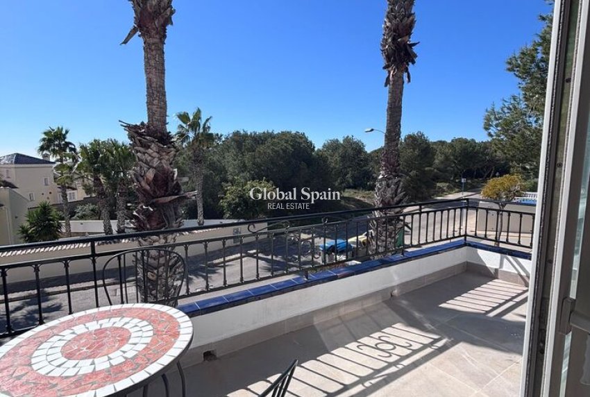 Resale - PENTHOUSE -
ORIHUELA COSTA - Costa Blanca