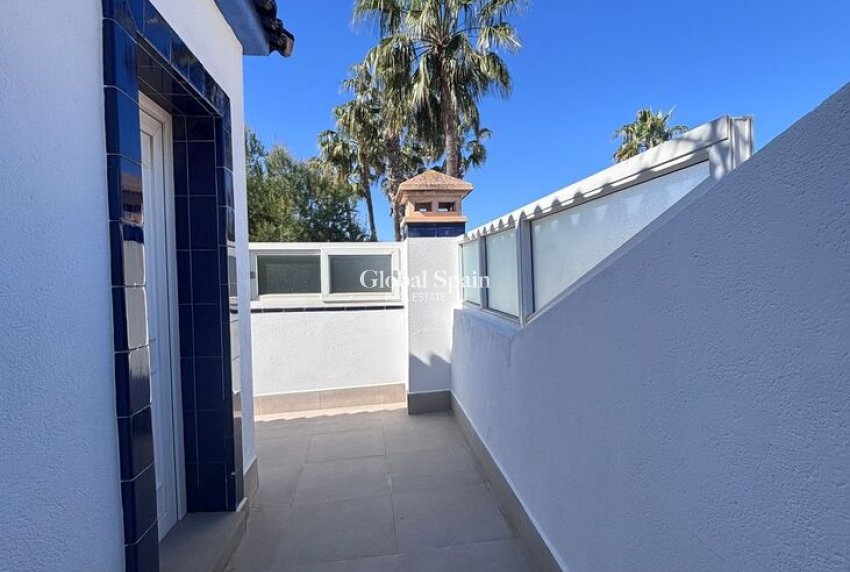 Resale - PENTHOUSE -
ORIHUELA COSTA - Costa Blanca