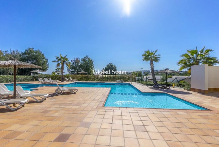 Resale - PENTHOUSE -
ORIHUELA COSTA - Costa Blanca