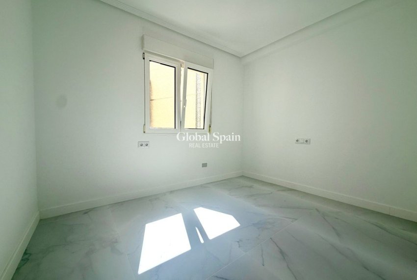 Resale - PENTHOUSE -
ORIHUELA COSTA - Costa Blanca