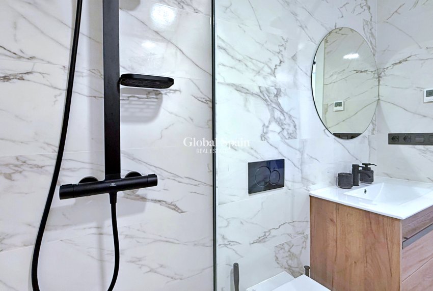 Resale - PENTHOUSE -
ORIHUELA COSTA - Costa Blanca
