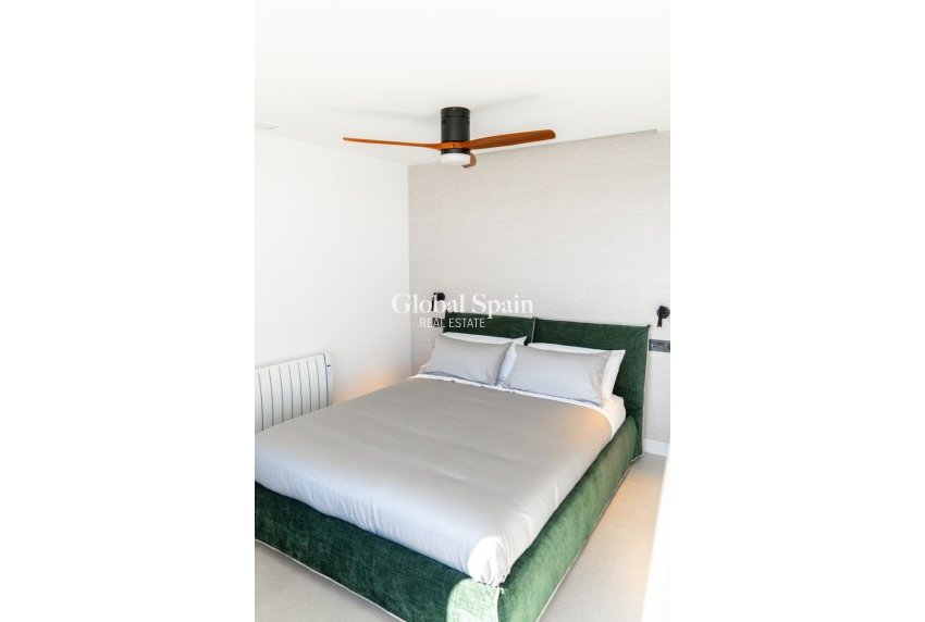 Resale - Penthouse -
ORIHUELA COSTA - La Zenia