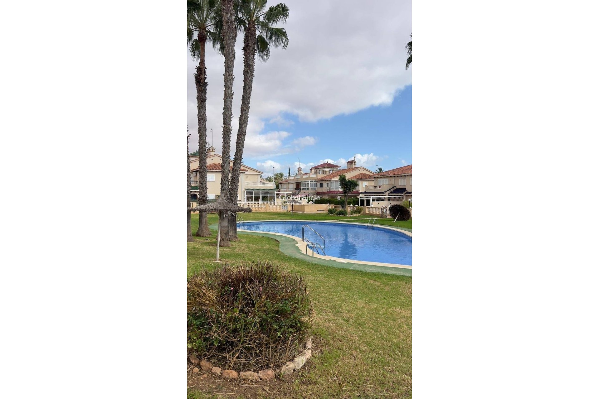 Resale - PENTHOUSE -
ORIHUELA COSTA - La Zenia