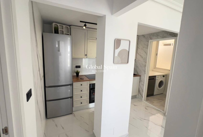 Resale - PENTHOUSE -
ORIHUELA COSTA - La Zenia