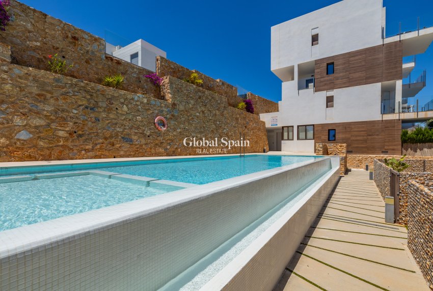 Resale - PENTHOUSE -
ORIHUELA COSTA - Las Ramblas Golf