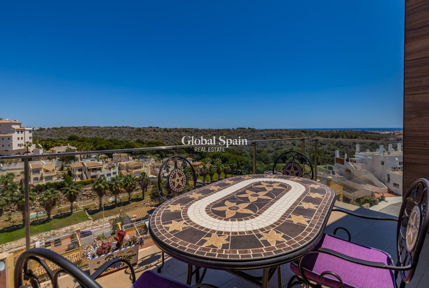 Resale - PENTHOUSE -
ORIHUELA COSTA - Las Ramblas Golf