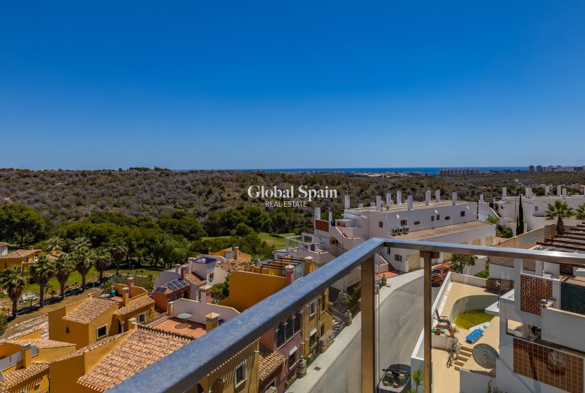 Resale - PENTHOUSE -
ORIHUELA COSTA - Las Ramblas Golf