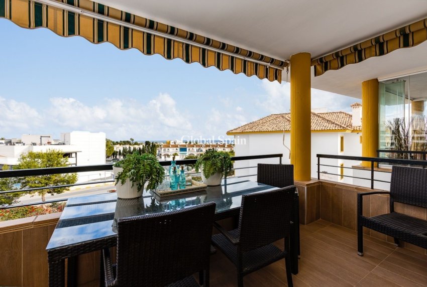 Resale - PENTHOUSE -
ORIHUELA COSTA - Lomas de Campoamor