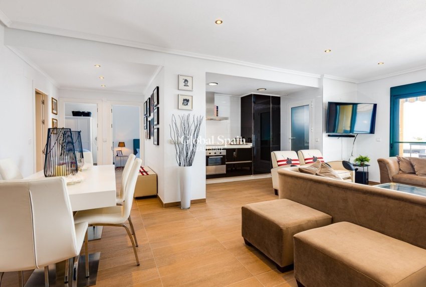 Resale - PENTHOUSE -
ORIHUELA COSTA - Lomas de Campoamor