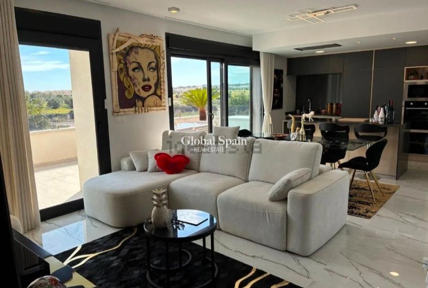 Resale - PENTHOUSE -
ORIHUELA COSTA - Los Almendros-la Florida