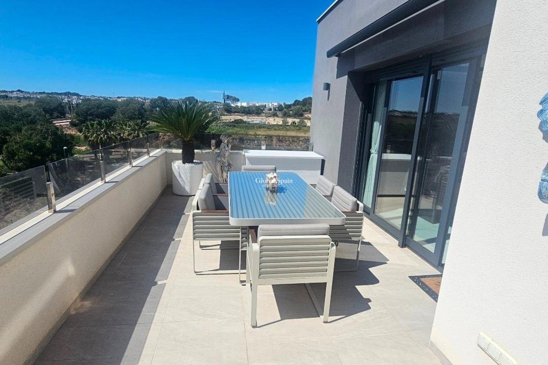 Resale - PENTHOUSE -
ORIHUELA COSTA - Los Almendros-la Florida