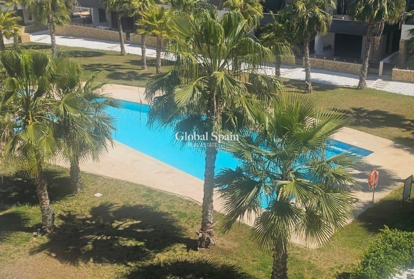 Resale - PENTHOUSE -
ORIHUELA COSTA - Los Almendros-la Florida