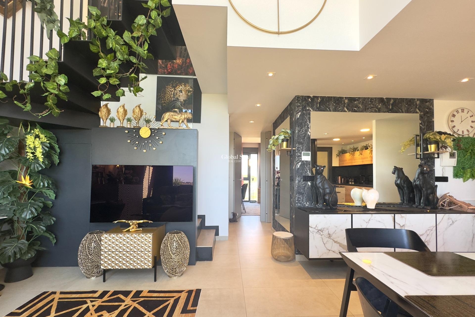 Resale - PENTHOUSE -
ORIHUELA COSTA - Los Dolses