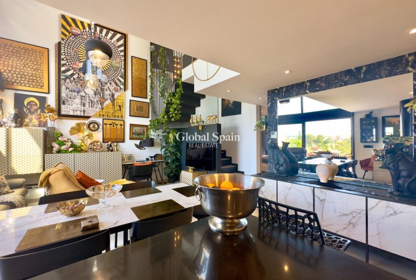 Resale - PENTHOUSE -
ORIHUELA COSTA - Los Dolses