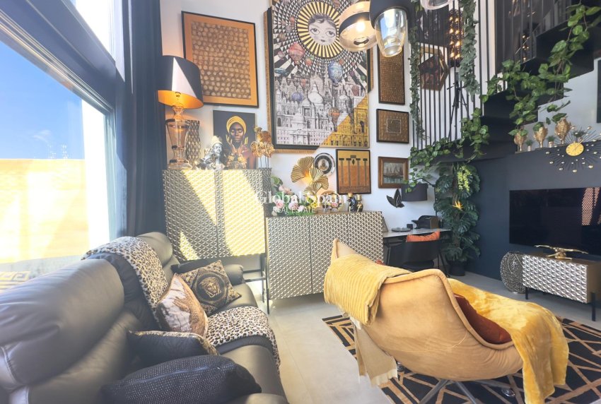 Resale - PENTHOUSE -
ORIHUELA COSTA - Los Dolses