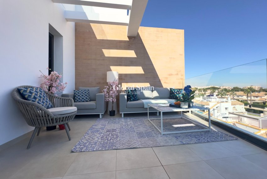 Resale - PENTHOUSE -
ORIHUELA COSTA - Los Dolses