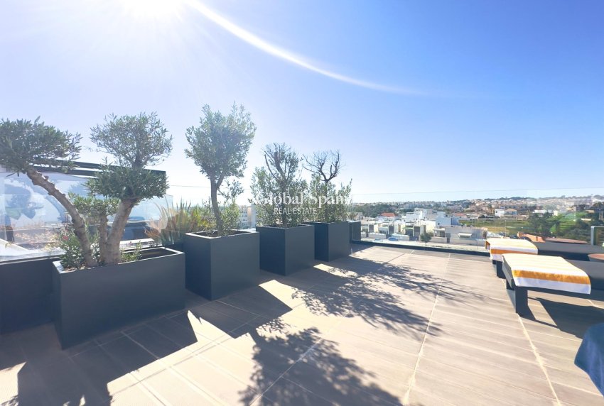 Resale - PENTHOUSE -
ORIHUELA COSTA - Los Dolses