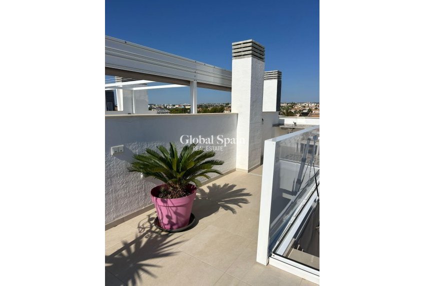 Resale - PENTHOUSE -
ORIHUELA COSTA - Playa Flamenca
