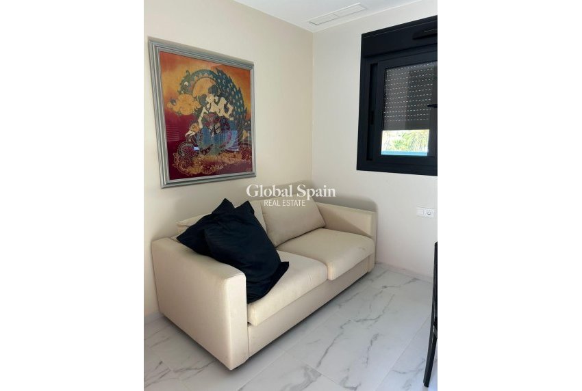 Resale - PENTHOUSE -
ORIHUELA COSTA - Playa Flamenca