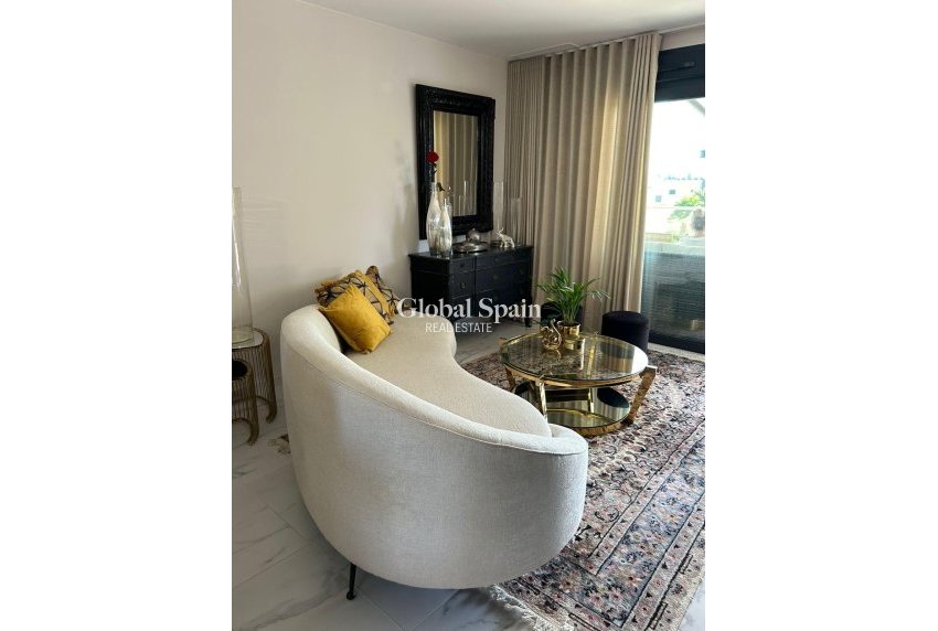 Resale - PENTHOUSE -
ORIHUELA COSTA - Playa Flamenca