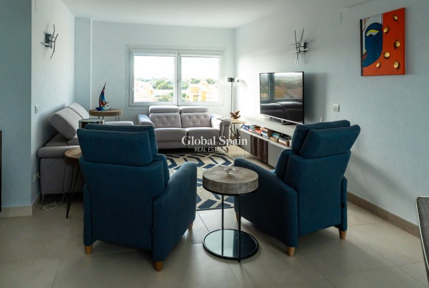 Resale - PENTHOUSE -
ORIHUELA COSTA - Punta Prima