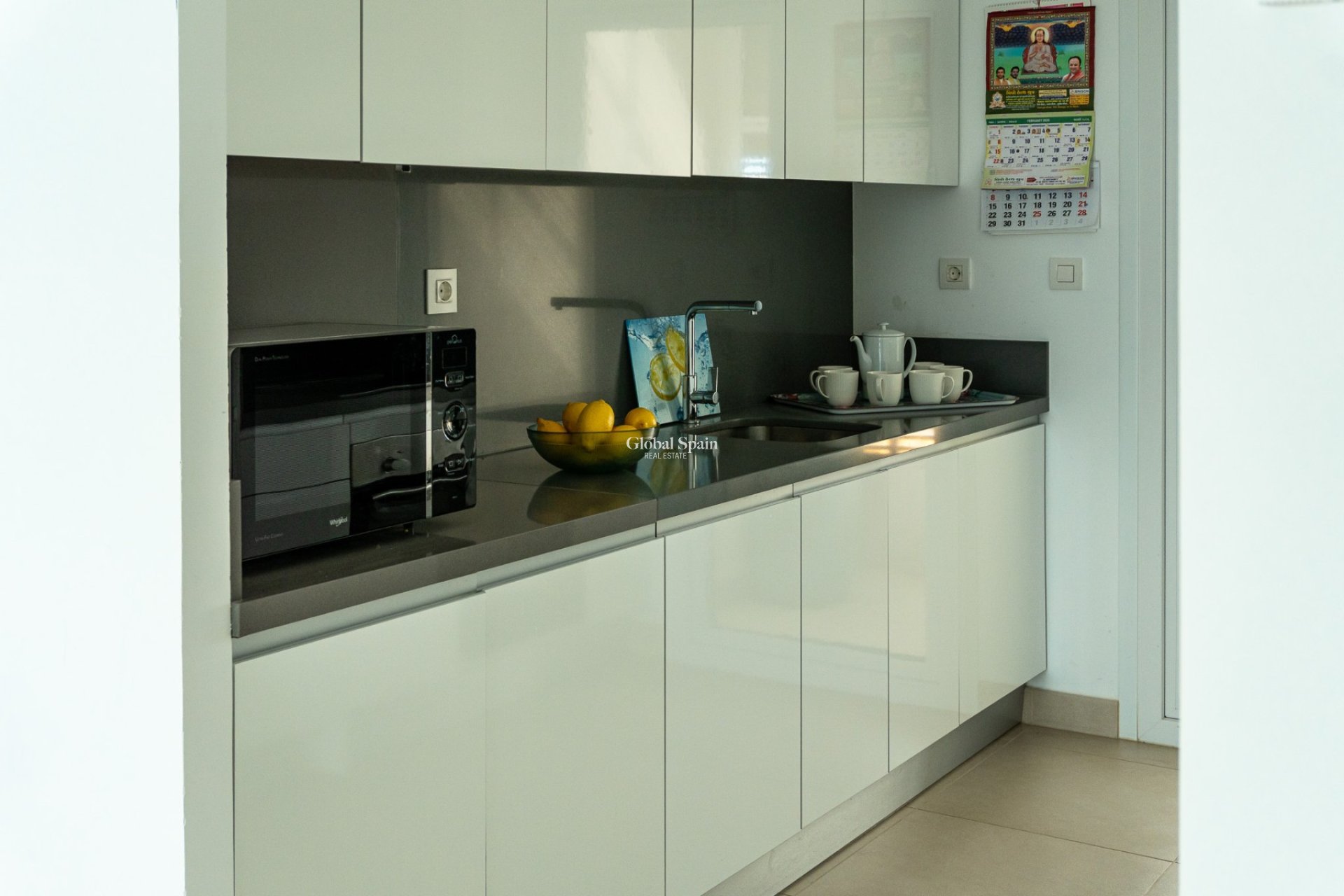 Resale - PENTHOUSE -
ORIHUELA COSTA - Punta Prima