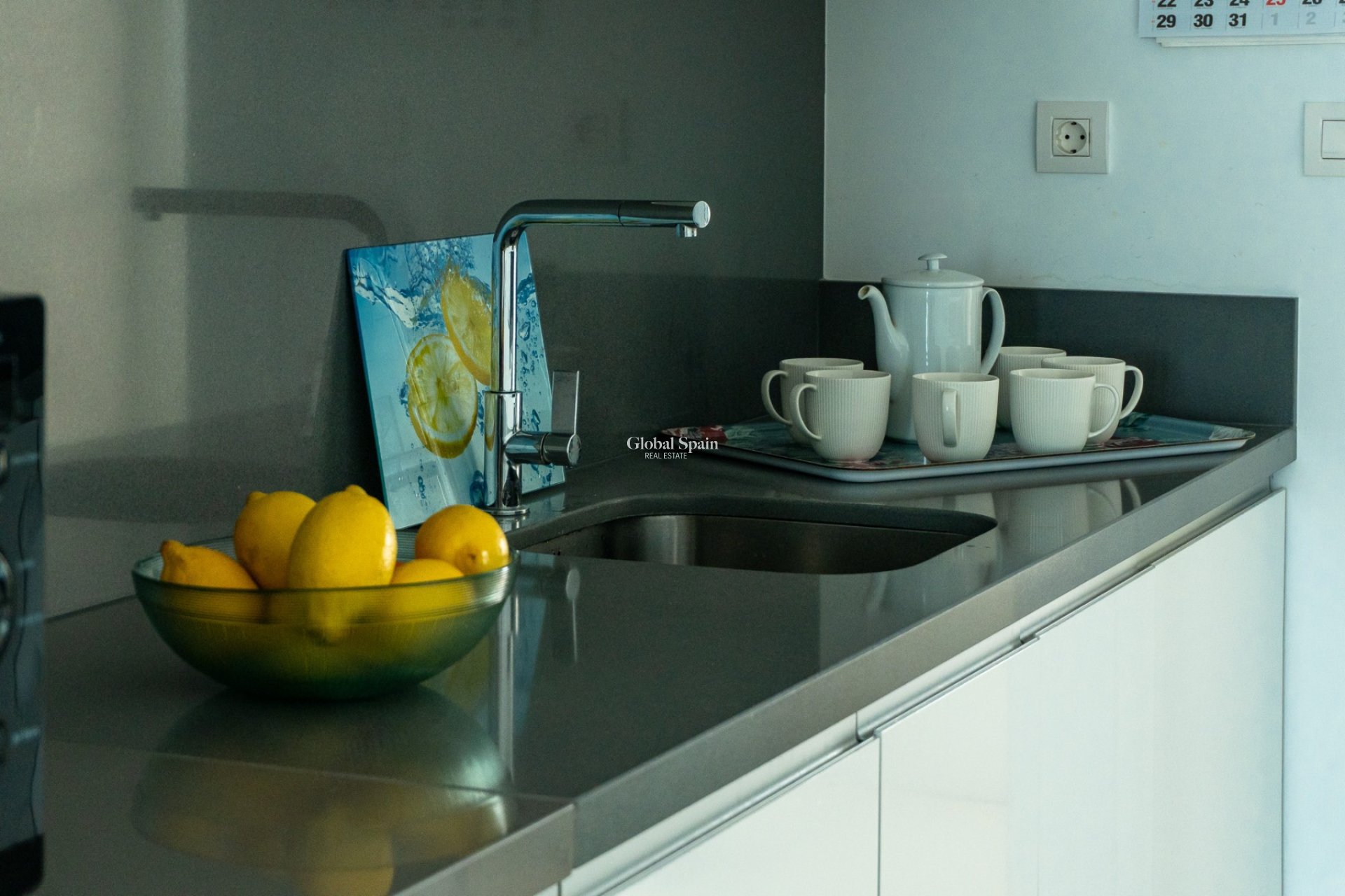 Resale - PENTHOUSE -
ORIHUELA COSTA - Punta Prima