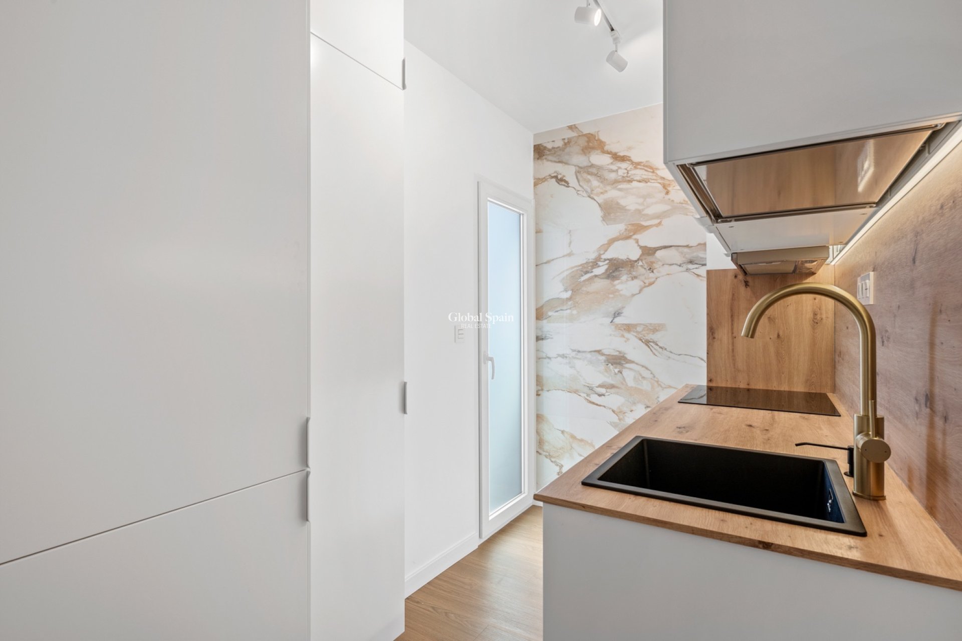 Resale - PENTHOUSE -
ORIHUELA COSTA - Punta Prima