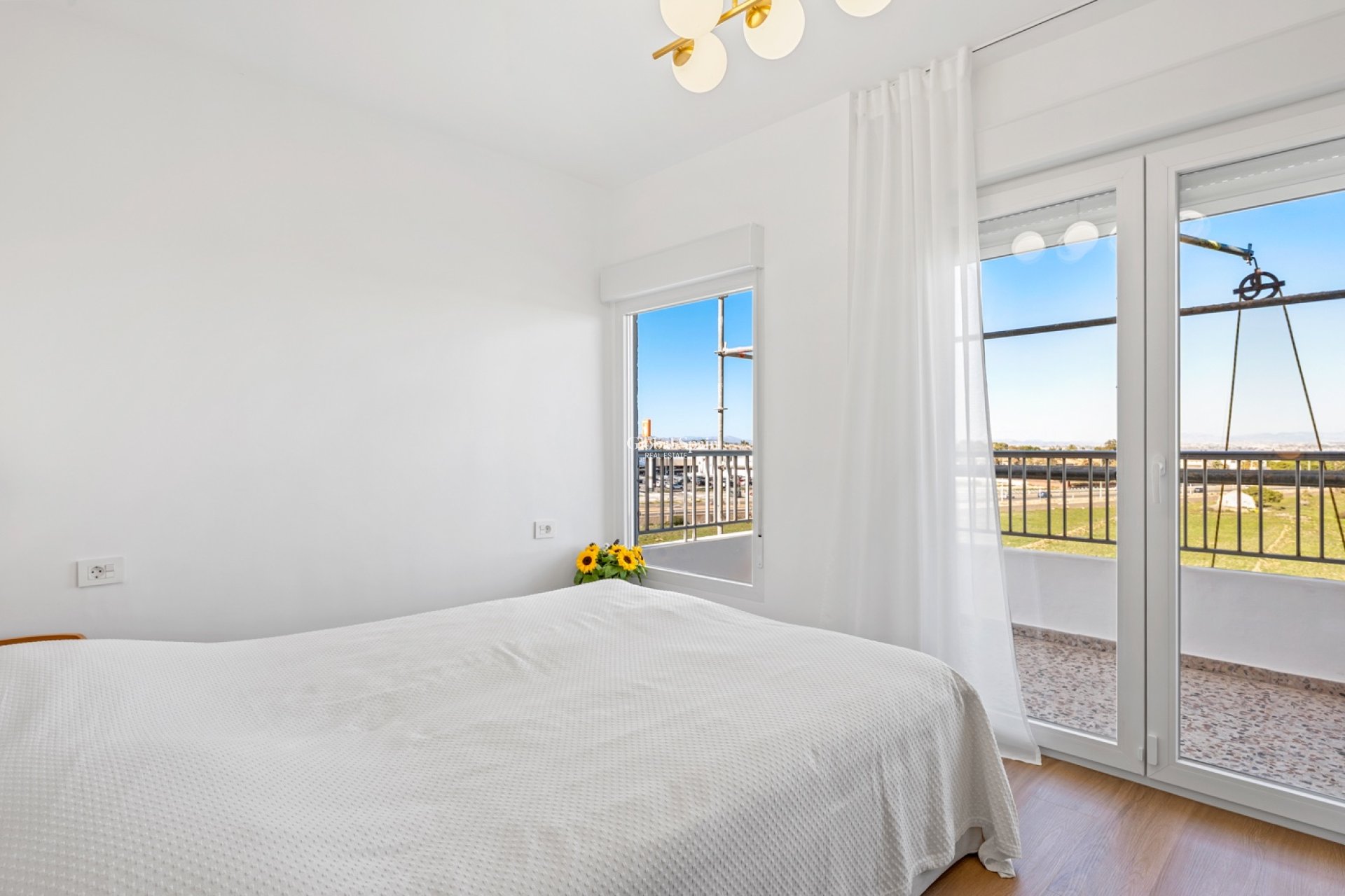 Resale - PENTHOUSE -
ORIHUELA COSTA - Punta Prima