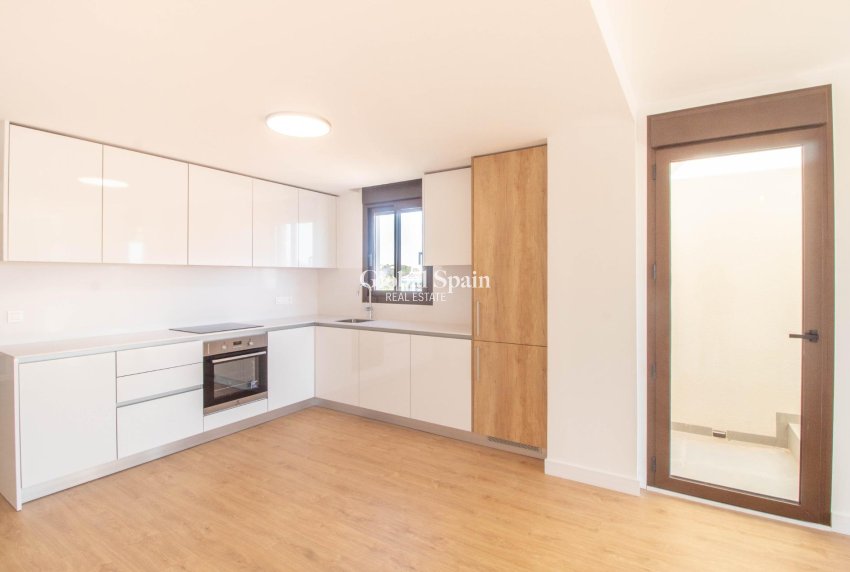 Resale - Penthouse -
ORIHUELA COSTA - VILLAMARTÍN