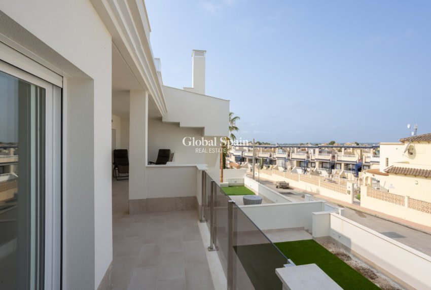 Resale - PENTHOUSE -
ORIHUELA COSTA - VILLAMARTÍN