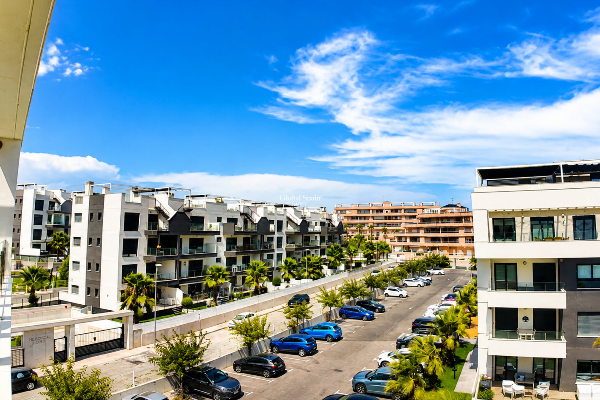 Resale - PENTHOUSE -
ORIHUELA COSTA - VILLAMARTÍN