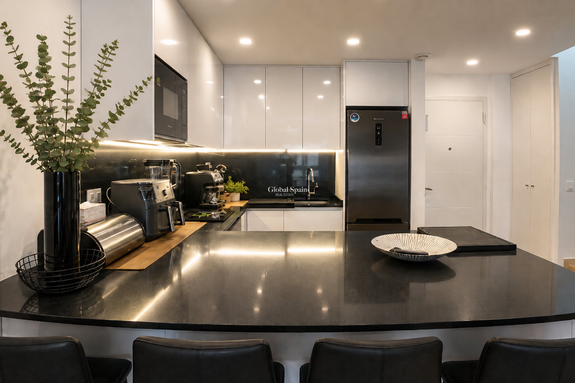 Resale - PENTHOUSE -
ORIHUELA COSTA - VILLAMARTÍN