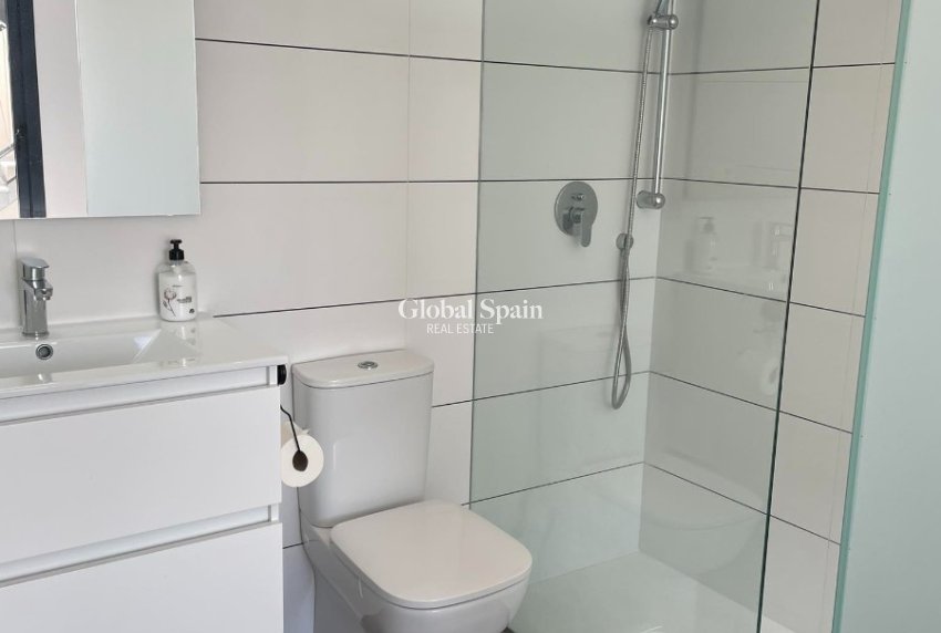 Resale - PENTHOUSE -
ORIHUELA COSTA - VILLAMARTÍN