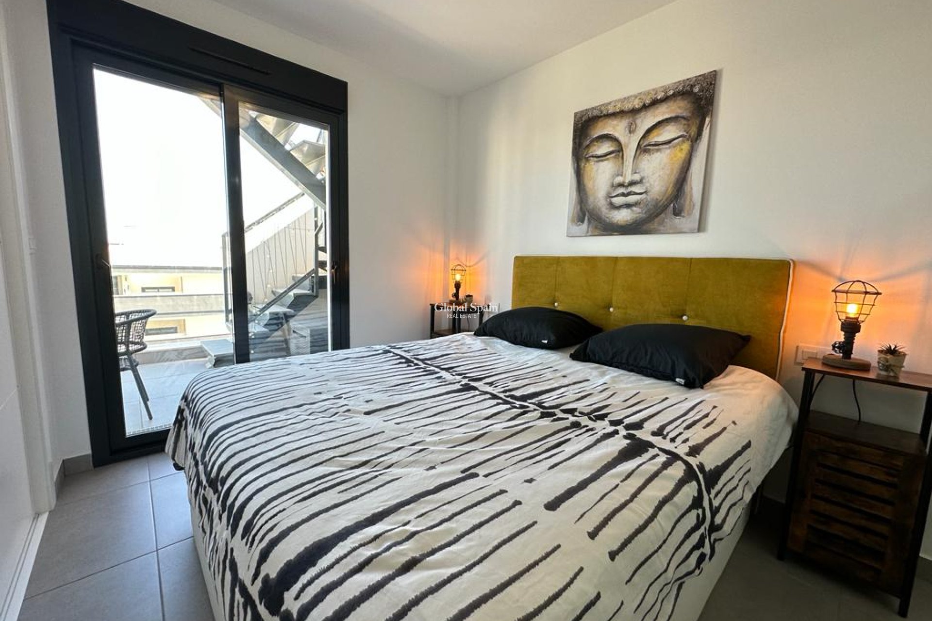 Resale - Penthouse -
ORIHUELA COSTA - VILLAMARTÍN