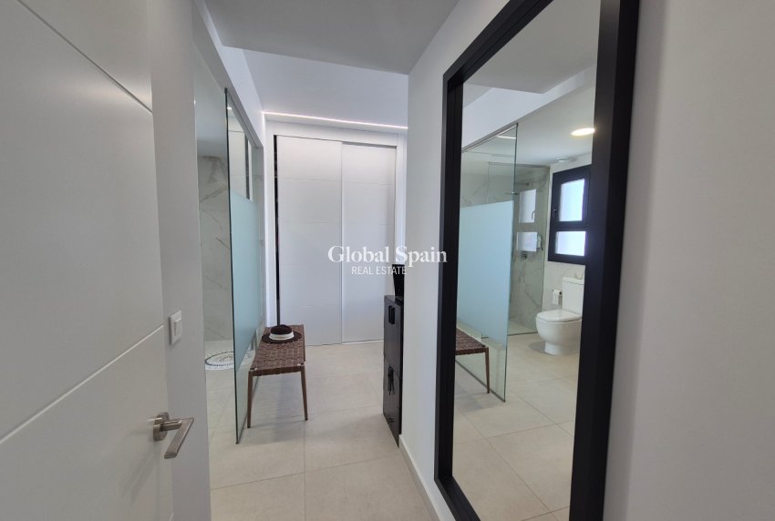 Resale - PENTHOUSE -
ORIHUELA - Inland