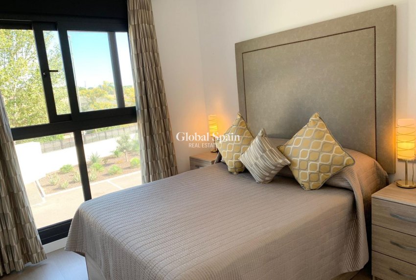 Resale - PENTHOUSE -
PILAR DE LA HORADADA - Costa Blanca