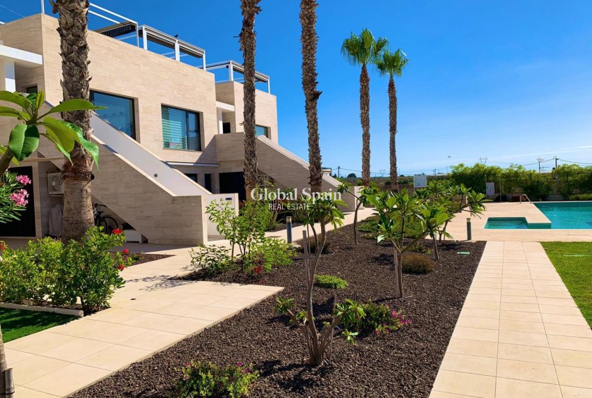 Resale - PENTHOUSE -
PILAR DE LA HORADADA - Costa Blanca