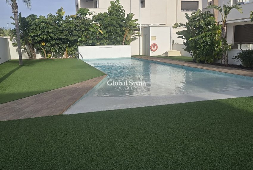 Resale - PENTHOUSE -
PILAR DE LA HORADADA - Costa Blanca