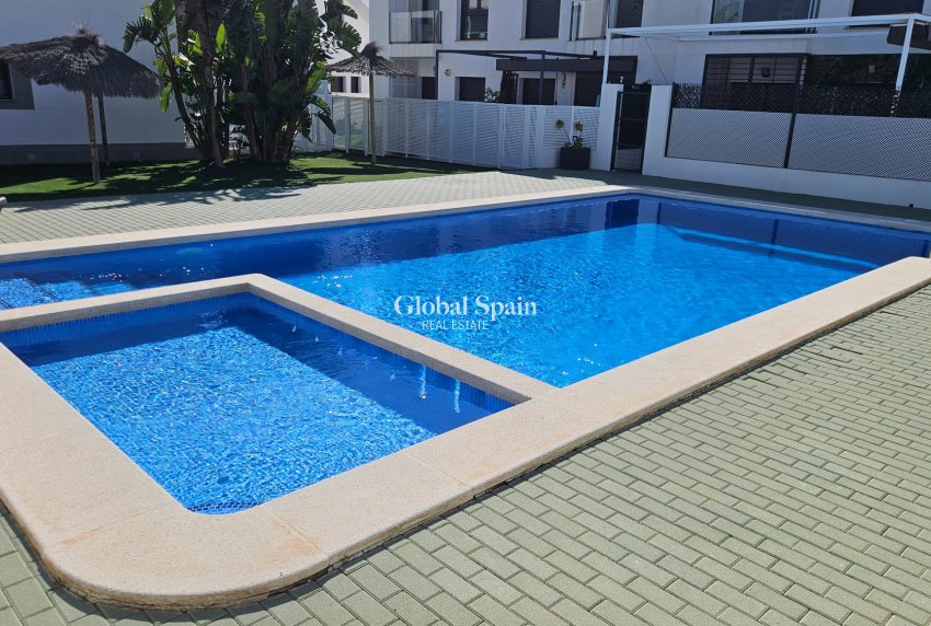 Resale - PENTHOUSE -
PILAR DE LA HORADADA - Costa Blanca