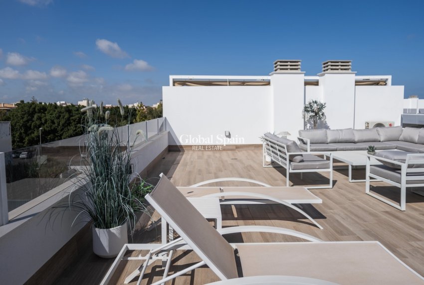 Resale - PENTHOUSE -
PILAR DE LA HORADADA - Costa Blanca