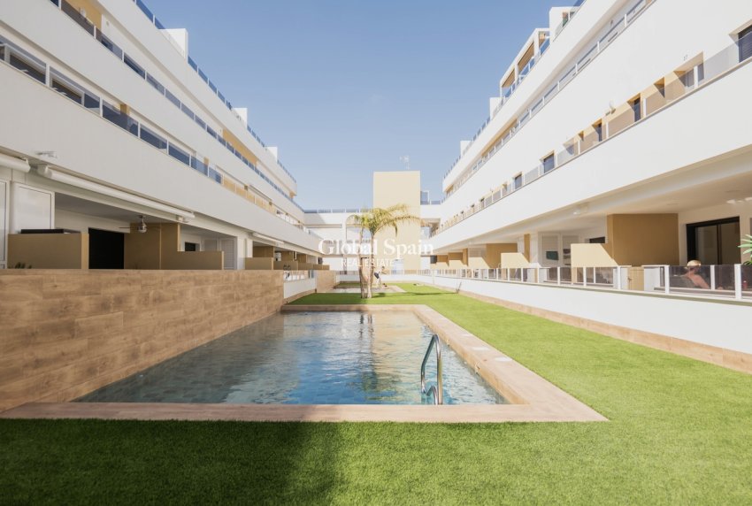 Resale - PENTHOUSE -
PILAR DE LA HORADADA - Costa Blanca