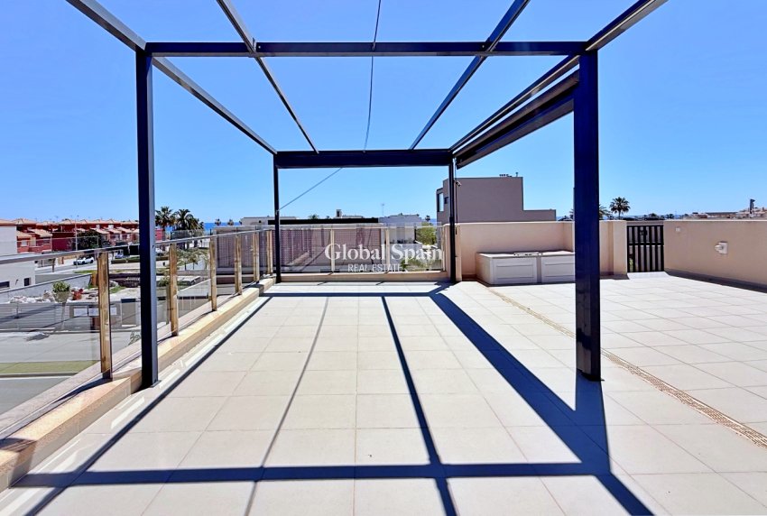 Resale - PENTHOUSE -
PILAR DE LA HORADADA - Costa Blanca